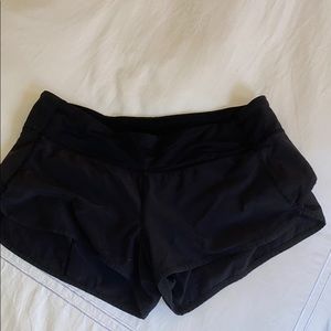 Black Lululemon Speed Up shorts size 8
